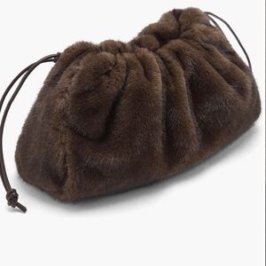 NWT, Mango Faux Fur Darwstring
Clutch